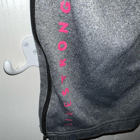 Nike Therma-FIT Ankle Zip Pants - Picture 7 of 11